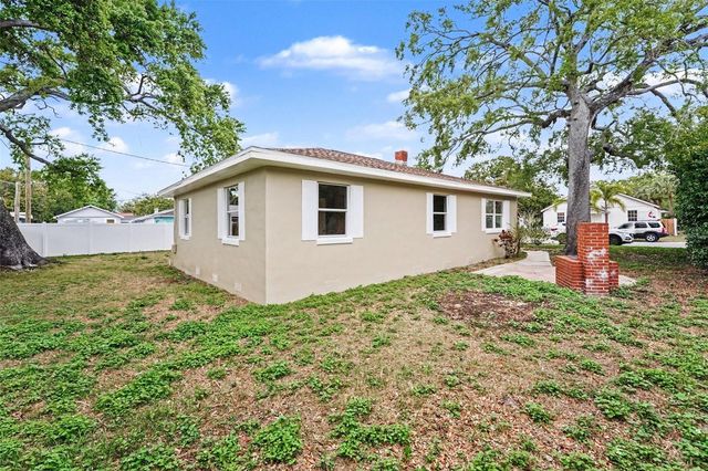 1125 ENGMAN STREET, Clearwater, FL 33755