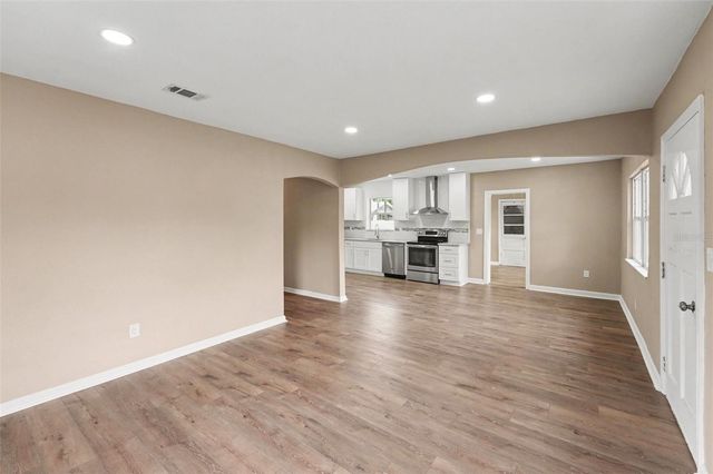 1125 ENGMAN STREET, Clearwater, FL 33755