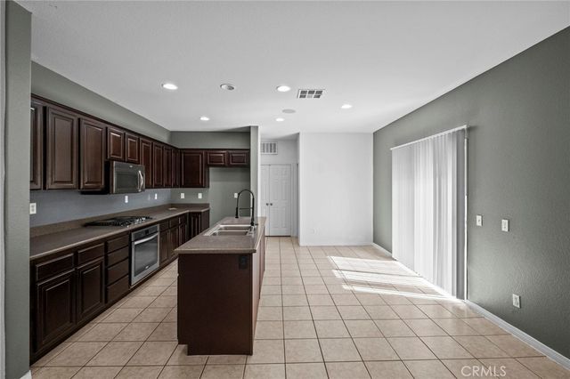 31991 Sugarbush, Lake Elsinore, CA 92532