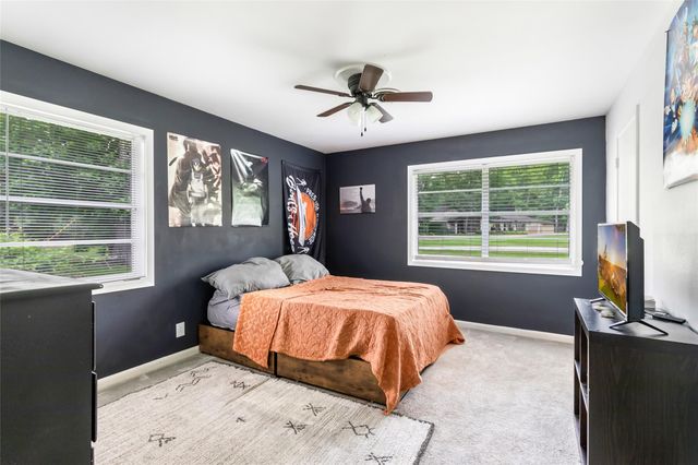 22 Sherwood Street, Dayton, TX 77535