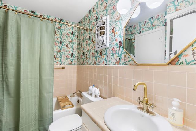 22 Sherwood Street, Dayton, TX 77535