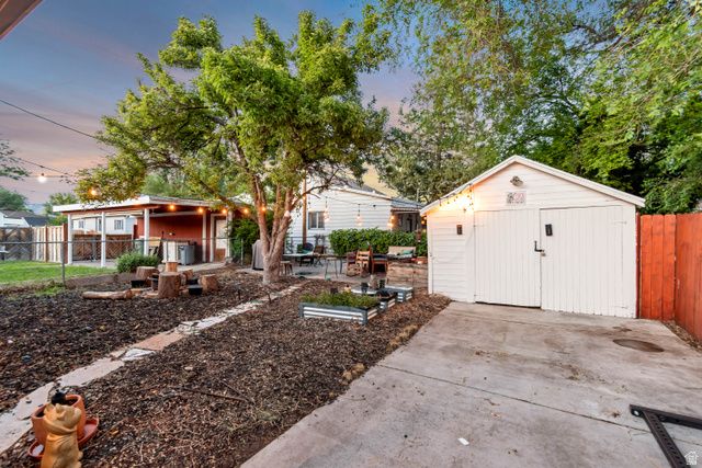 1861 S 300 E, Salt Lake City, UT 84115