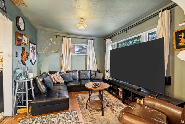 1861 S 300 E, Salt Lake City, UT 84115
