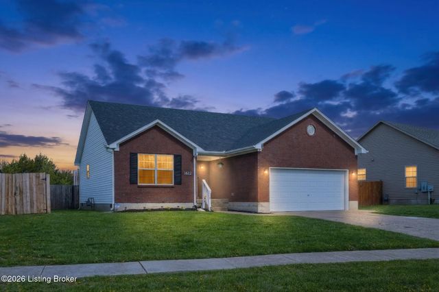 112 Red Oak Dr, Shepherdsville, KY 40165