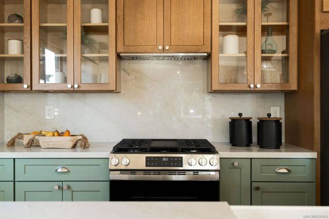 1426 Santa Rosa St, Oceanside, CA 92058