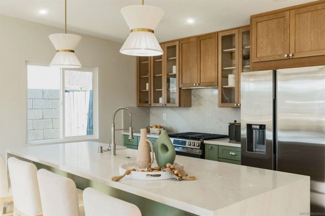 1426 Santa Rosa St, Oceanside, CA 92058