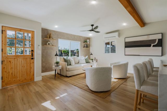 1426 Santa Rosa St, Oceanside, CA 92058