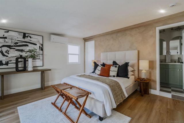 1426 Santa Rosa St, Oceanside, CA 92058