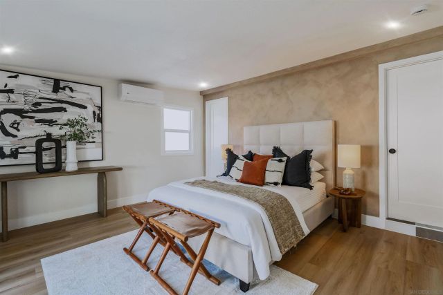 1426 Santa Rosa St, Oceanside, CA 92058