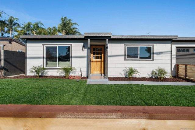 1426 Santa Rosa St, Oceanside, CA 92058