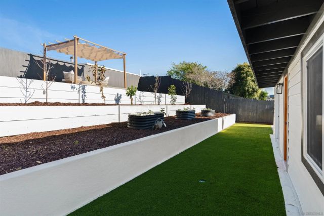 1426 Santa Rosa St, Oceanside, CA 92058