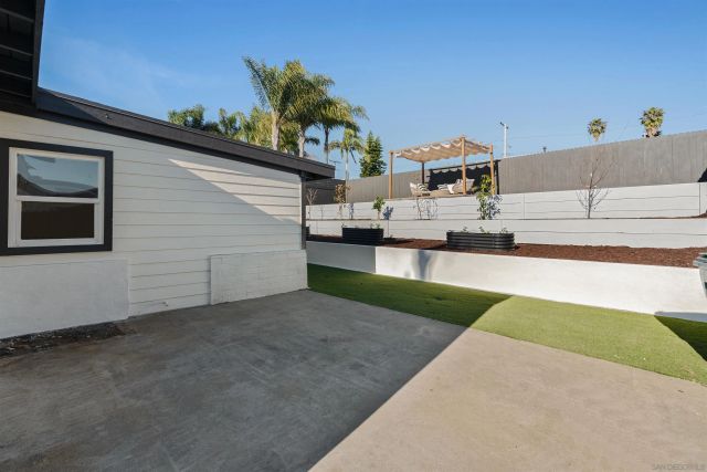 1426 Santa Rosa St, Oceanside, CA 92058