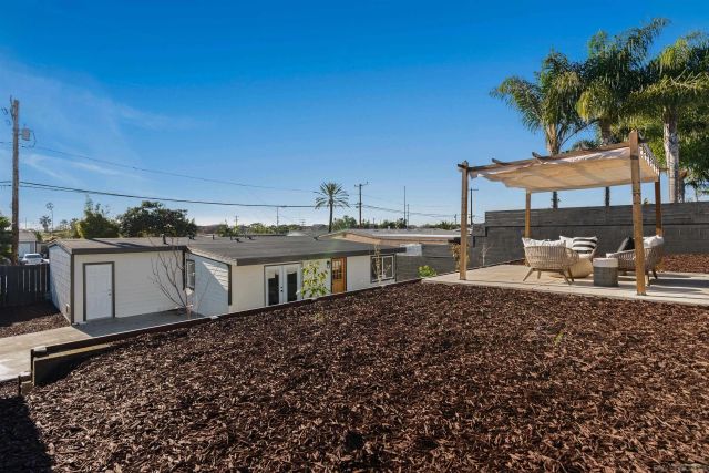 1426 Santa Rosa St, Oceanside, CA 92058