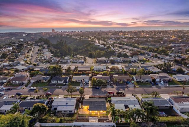 1426 Santa Rosa St, Oceanside, CA 92058