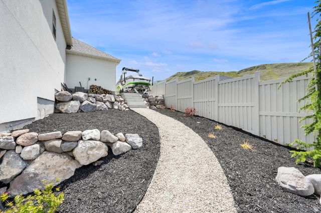 14372 S MUIRWOOD CIR, Herriman, UT 84096