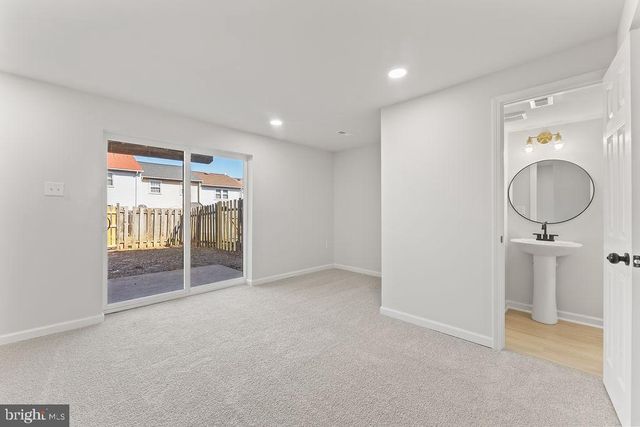 4612 CHARLTON CT, Woodbridge, VA 22193