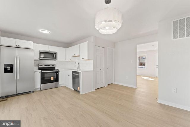 4612 CHARLTON CT, Woodbridge, VA 22193