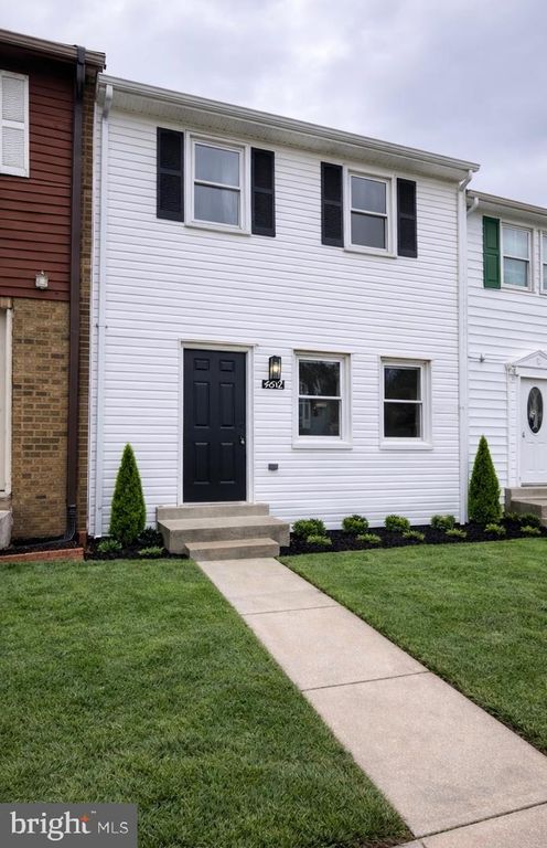 4612 CHARLTON CT, Woodbridge, VA 22193