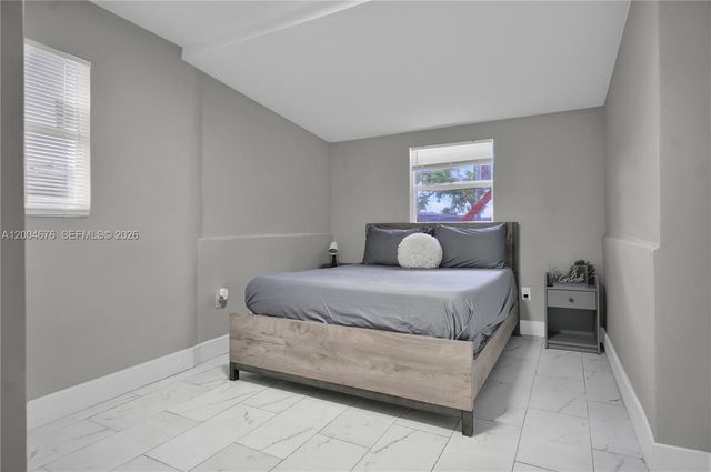 2211 NW 82nd St, Miami, FL 33147