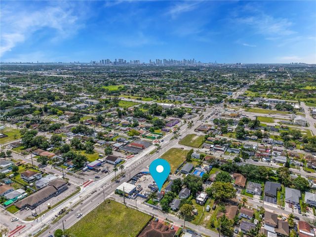 2211 NW 82nd St, Miami, FL 33147