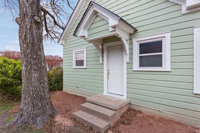 2600 Maple Avenue, Waco, TX 76707