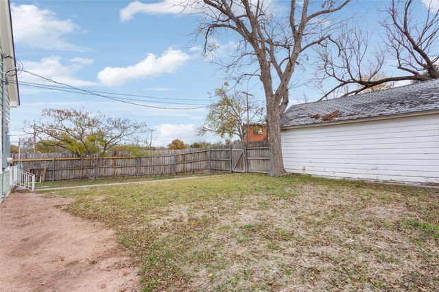 2600 Maple Avenue, Waco, TX 76707