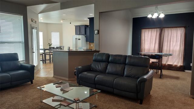 1500 Park Crest Drive, Crowley, TX 76036