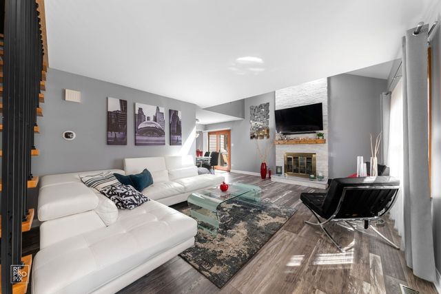 15513 Whitehall Lane 15513, Orland Park, IL 60462