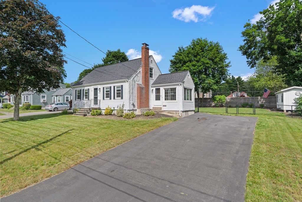 61 Broad St, Walpole, MA 02081