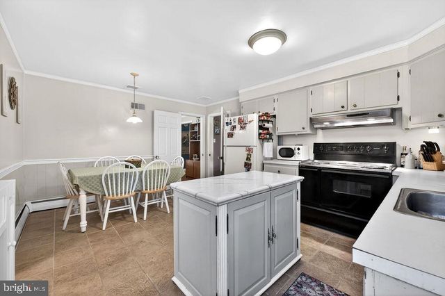 718 DARBY PAOLI RD, Newtown Square, PA 19073
