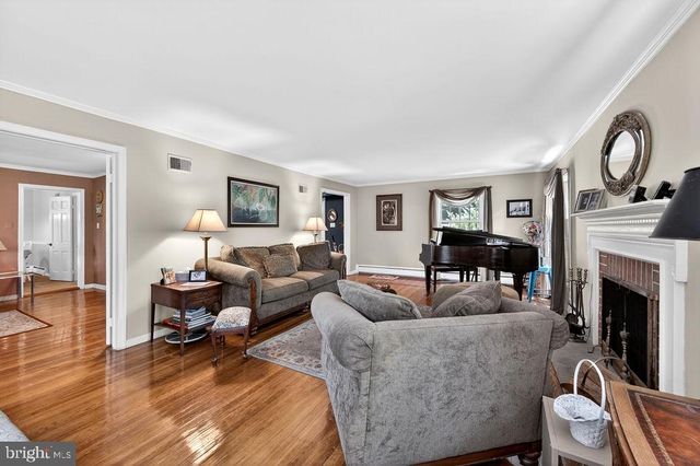 718 DARBY PAOLI RD, Newtown Square, PA 19073