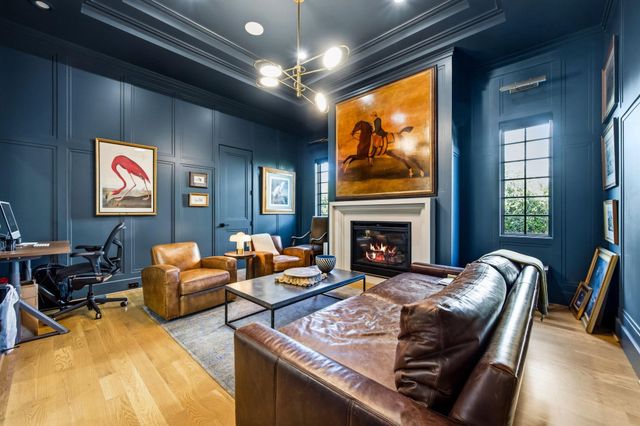 878 W 41st Street, Houston, TX 77018