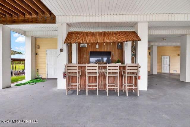 138 Hanakealoha Place, Diamondhead, MS 39525