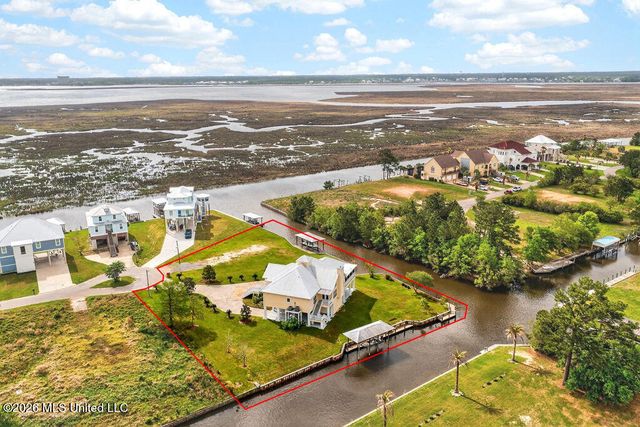 138 Hanakealoha Place, Diamondhead, MS 39525