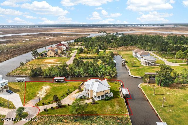 138 Hanakealoha Place, Diamondhead, MS 39525