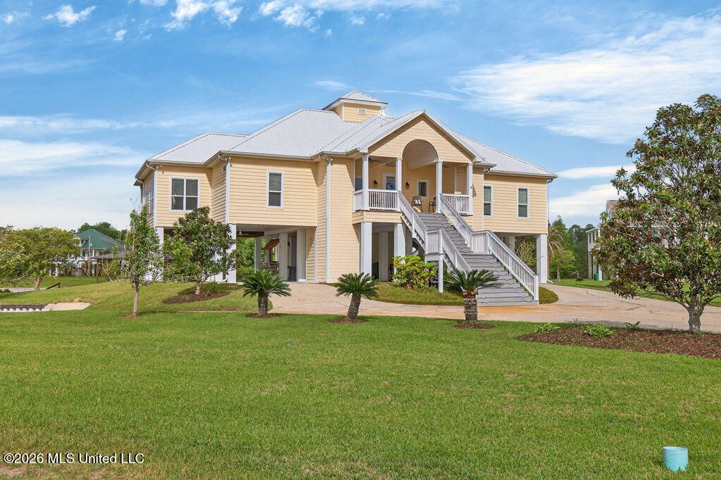 138 Hanakealoha Place, Diamondhead, MS 39525