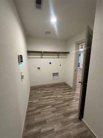 6915 Dell Vista Drive, Rosenberg, TX 77469