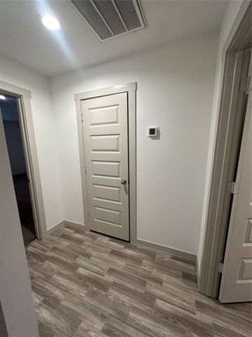 6915 Dell Vista Drive, Rosenberg, TX 77469