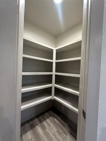 6915 Dell Vista Drive, Rosenberg, TX 77469