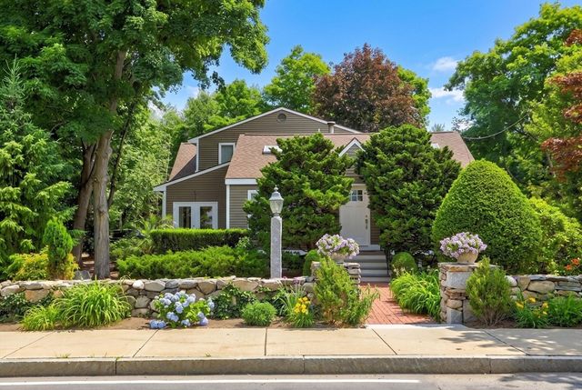 129 Pearl Street, Burlington, MA 01803
