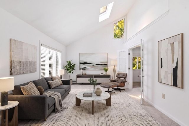 129 Pearl Street, Burlington, MA 01803
