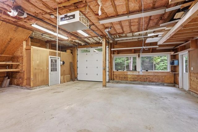 129 Pearl Street, Burlington, MA 01803