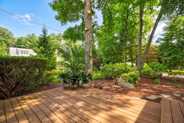 129 Pearl Street, Burlington, MA 01803