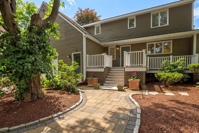 129 Pearl Street, Burlington, MA 01803