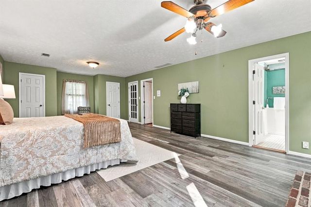 144 Shadow Lake Drive SW, Lilburn, GA 30047
