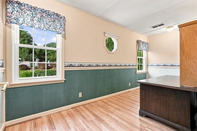 144 Shadow Lake Drive SW, Lilburn, GA 30047