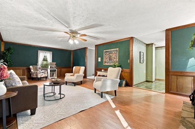 144 Shadow Lake Drive SW, Lilburn, GA 30047