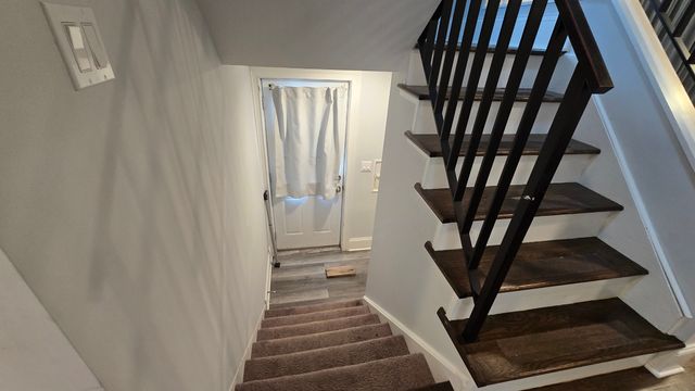 7951 S Blackstone Avenue, Chicago, IL 60619