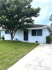4379 Cocoanut Road, West Palm Beach, FL 33406