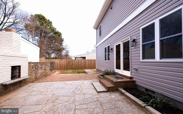 6816 WESTCOTT RD, Falls Church, VA 22042